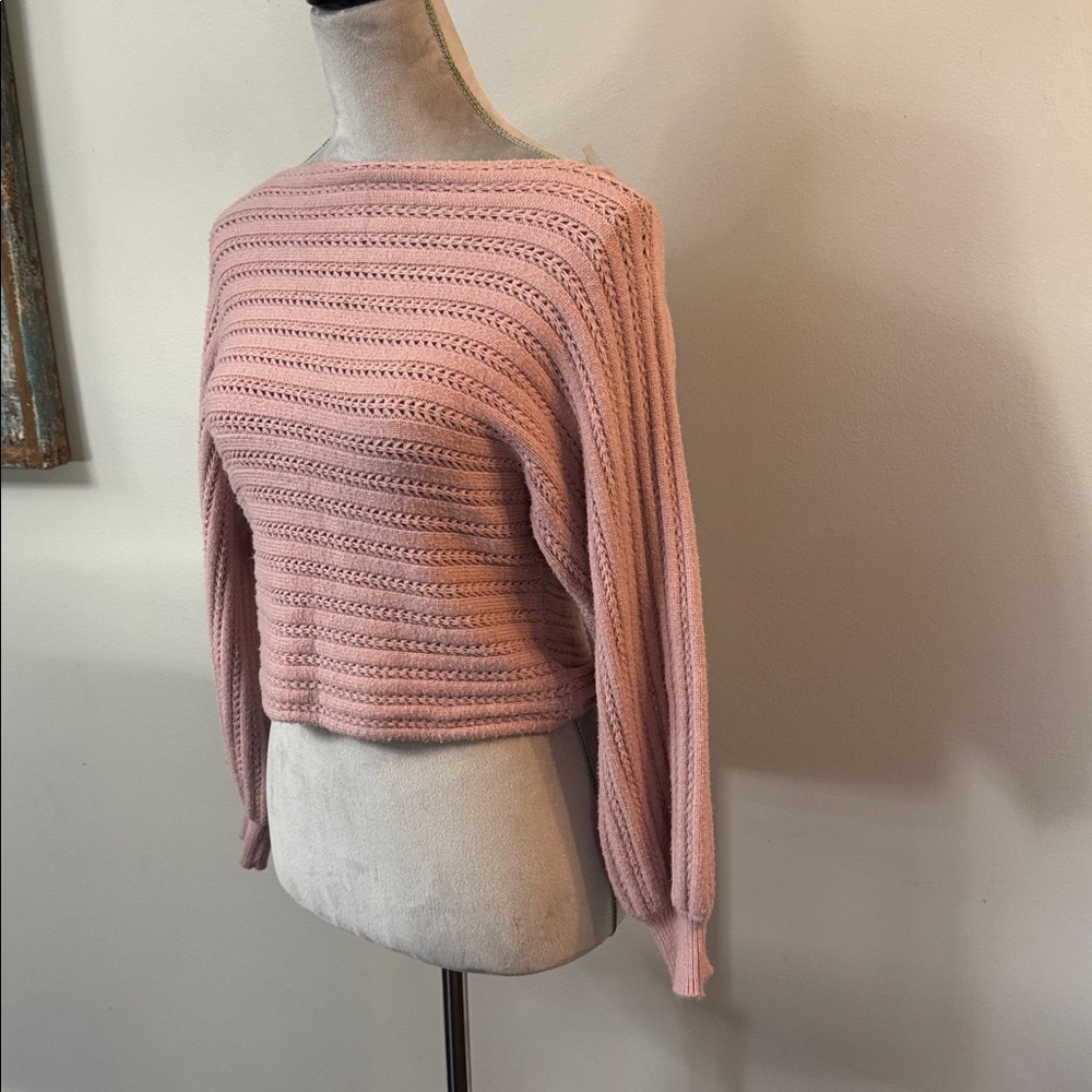 Active USA cropped knitted White Sweater S - Picture 3 of 9